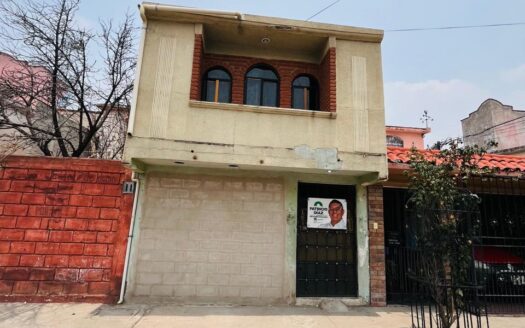 CASA PLAZAS